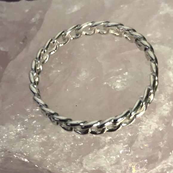Brand New Silver Chain Link Ring - Size 5 - Picture 2 of 4